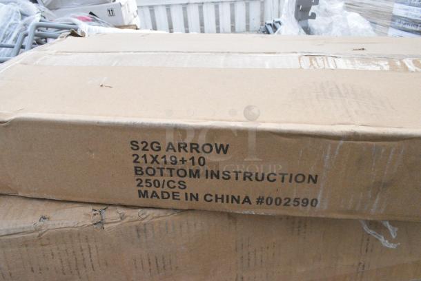 16 BRAND NEW! Boxes Including Lavex 712MBSD40HL Lavex Soap Dispenser, S2G ARROW 21x19+10, 712MBTSCD Lavex Toilet Seat Dispenser, F-Matic Aroma 3000 AE300N Ripe Mango Scent Metered Air Freshener Dry Spray Refill - 12/Case, 127SB24COMBO Choice 24 oz. Clear Plastic Salad Bowl with Lid - 150/Case. 16 Times Your Bid! - Image 5 of 9