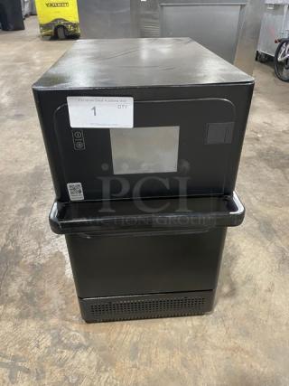 MerryChef Commercial Electric Powered Countertop Rapid Cook Turbo Oven! Model: Eikon E2S SN: 2107213093001! 208/240V 1 Phase!