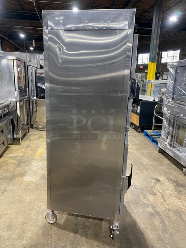 Alto-Shaam Halo Heat Series Commercial Stainless Steel Electric Powered Full Height Cook & Hold Oven! With Individually Controlled Compartments! With Wire Oven Racks! Model: 1000-TH/I SN: 1038880-000! 208-240V 1 Phase! On Casters! - Image 3 of 9