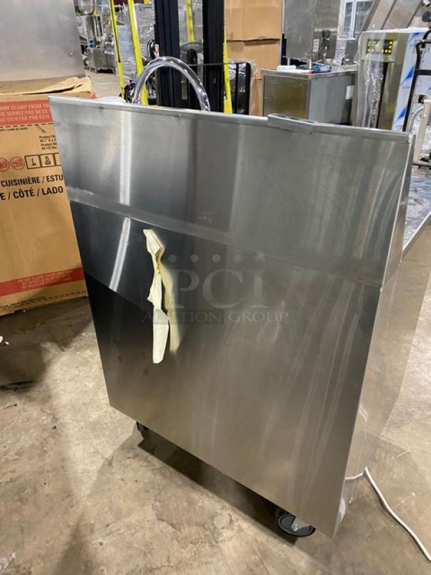 Omcan Commercial Stainless Steel Single Compartment Portable Hand Washing Sink Station! With Water Heater Tank & Pump! With 9.5" Back Splash & Gooseneck Faucet! With Wall-Mounted Hand Soap Dispenser! With Stainless Steel Paper Towel Rack!  Model: 46788! On Casters! - Image 4 of 9