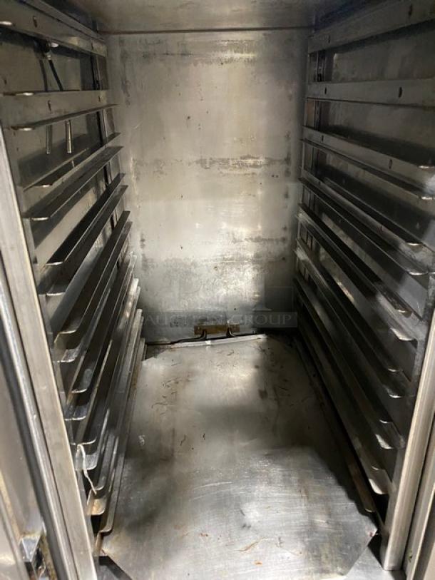 FWE By Hatco Commercial Stainless Steel Insulated Compact & Mobile Heated Holding Cabinet! With Built In Pan Racks! Model: HLC-16-CHP SN: 123460904! 120V 1 Phase! On Casters! - Image 7 of 9