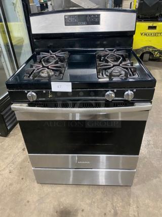 Amana Commercial Stainless Steel/Black Coated Natural Gas Powered Free-Standing 4 Burner Range & Oven Combo! With Wire Oven Racks!