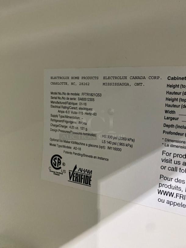 Frigidaire Commercial Stainless Steel Free-Standing Swing Door Reach In Refrigerator/Freezer Combo! With Shelves & Drawers! With Poly Coated Wire Rack! Model: FFTR1821QS3 SN: BA60512305! 115V 1 Phase! - Image 7 of 8
