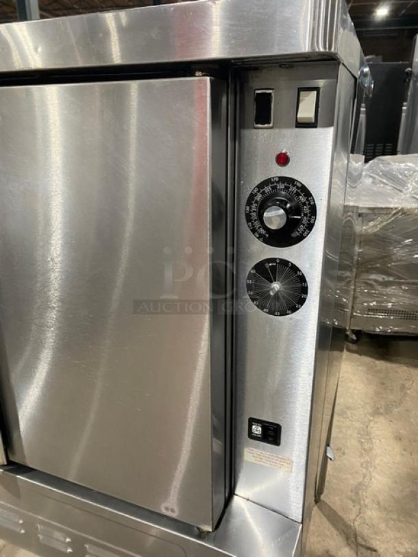 Blodgett Commercial Stainless Steel Natural Gas Powered Single Stack Convection Oven! With Wire Oven Racks! SN: 052913XG007Z! On Legs! - Image 6 of 8