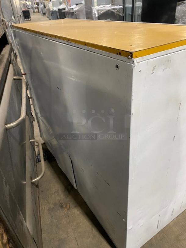 Hussmann Commercial Top Display Ice Cream Merchandiser Chest Freezer! With Double Sliding Glass Doors! - Image 4 of 6