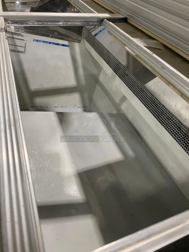 Hussmann Commercial Top Display Ice Cream Merchandiser Chest Freezer! With Double Sliding Glass Doors! - Image 5 of 6