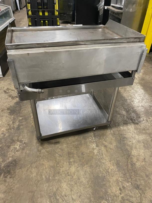 Jade Range Commercial Stainless Steel Natural Gas Powered Countertop Flat Griddle! With Thermostatic Controls! With Back & Side Splash! On Single Shelf Equipment Stand With Legs! - Image 3 of 8