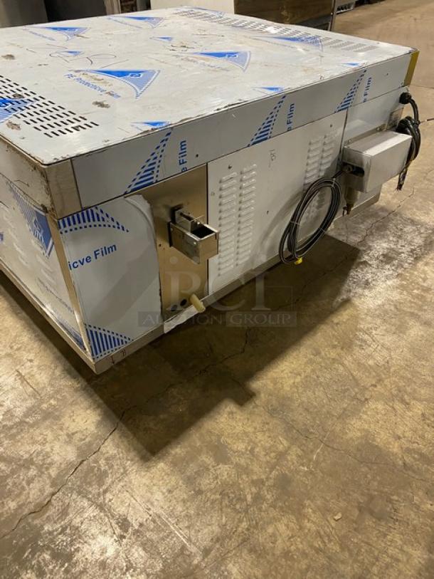 NEW! SCRATCH-N-DENT! Commercial Stainless Steel Electric Powered Countertop Single Deck Pizza Oven! Model: S11E-1 SN: 20190103! 380V 3 Phase! - Image 3 of 6