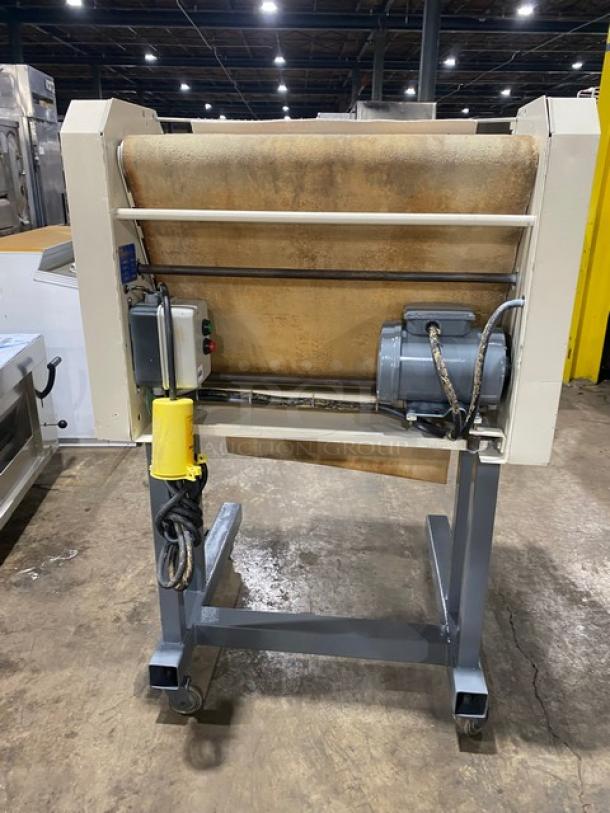 Benier USA Commercial Portable French Bread Dough Moulder/Sheeter! Model: FBM-92 SN: 96K357! 208V 3 Phase! On Casters! - Image 3 of 12
