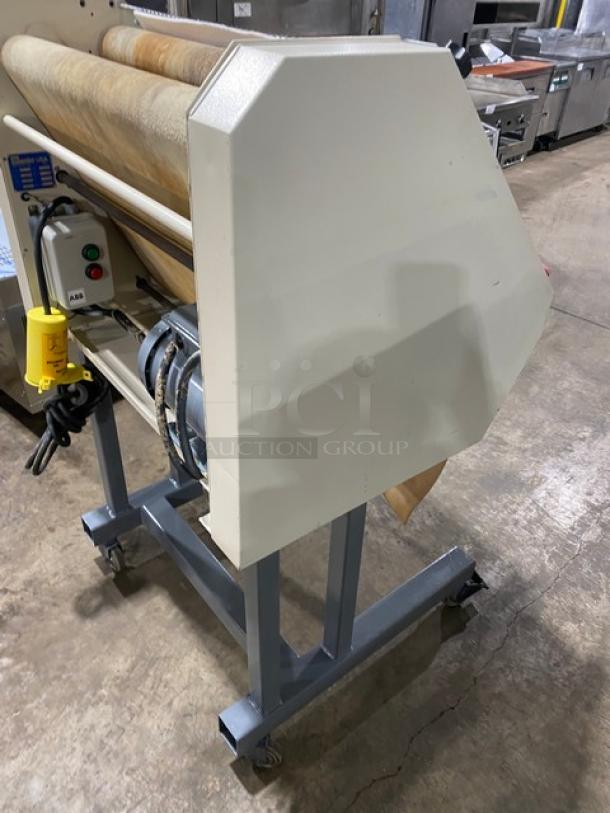 Benier USA Commercial Portable French Bread Dough Moulder/Sheeter! Model: FBM-92 SN: 96K357! 208V 3 Phase! On Casters! - Image 4 of 12