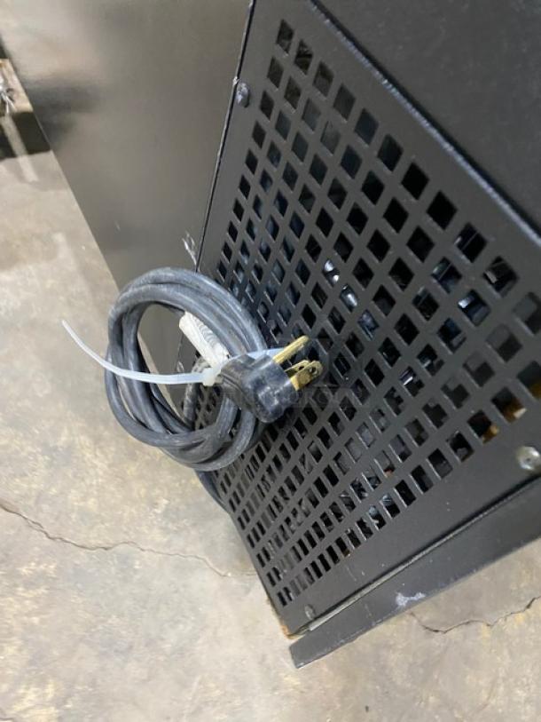 True Commercial Black Triple Glass Door Refrigerated Back Bar Cooler! With Black Poly Coated Wire Racks! Model: TBB-24GAL-72G-LD SN: 8633826! 115V 1 Phase! - Image 8 of 8