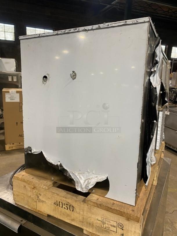NEW! SCRATCH-N-DENT! Multiplex By Manitowoc Commercial Stainless Steel Soda Factory Remote Refrigeration/Chiller Unit! Model: 2803A04 SN: 1101418170! 120V 1 Phase! - Image 3 of 6
