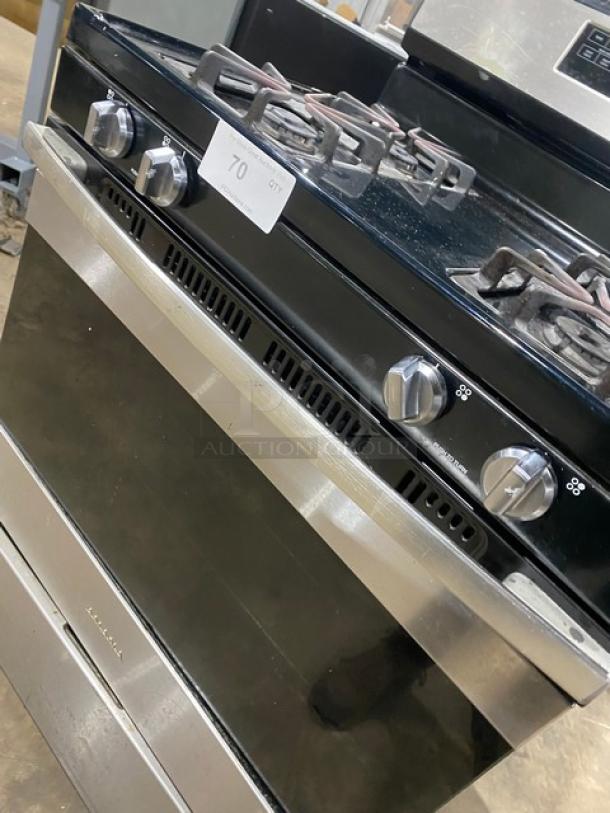 Amana Commercial Stainless Steel/Black Coated Natural Gas Powered Free-Standing 4 Burner Range & Oven Combo! With Wire Oven Racks! - Image 9 of 10