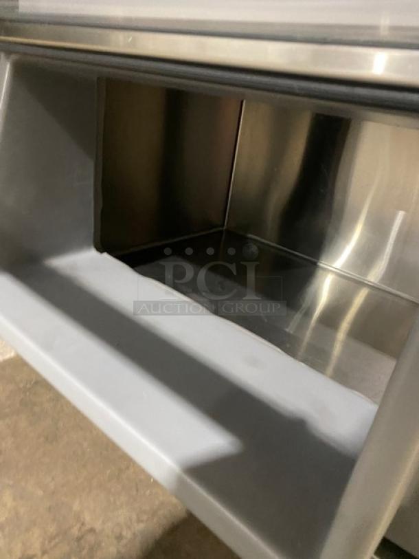 GlasTender Commercial Stainless Steel Refrigerated Wall-Mount Lettuce Crisper! Model: LC SN: 134138547X! 115V 1 Phase! - Image 5 of 8