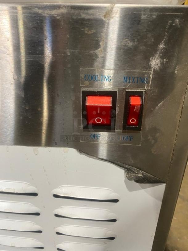 Vevor! Late Model! Commercial Stainless Steel Countertop Cold Beverage Dispenser! With Three 18L Clear Polycarbonate Tanks! With O-Ring & Tank Ring Seals! Model: LYJ18X3! 110V! On Non-Slip Base Feet! - Image 6 of 8