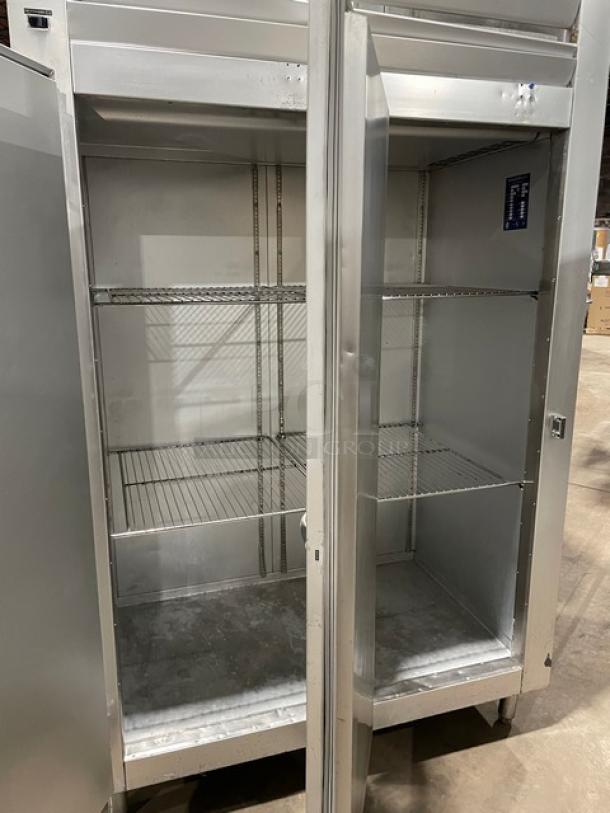 Traulsen Commercial Left Hinged 2 Door Reach In Refrigerator! With Wire Racks! With Defogger! Model: GHT 2-32 NUT SN: 151782! 115V 1 Phase! On Legs! - Image 5 of 9