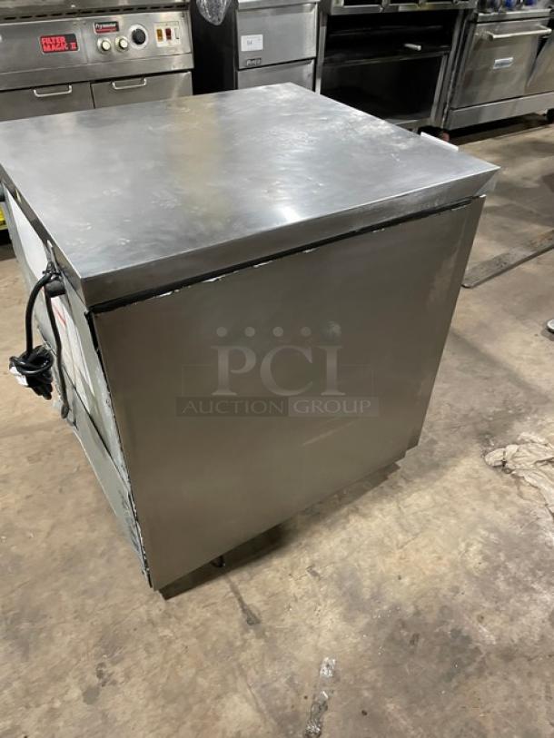 Hoshizaki Commercial Stainless Steel Solid Single Door Refrigerated Low Profile Undercounter Low Boy/Worktop Cooler! Energy Star Certified! With Wire Rack! Model: UR27A-LPC SN: K50785B! 115V 1 Phase! On Casters! - Image 4 of 7