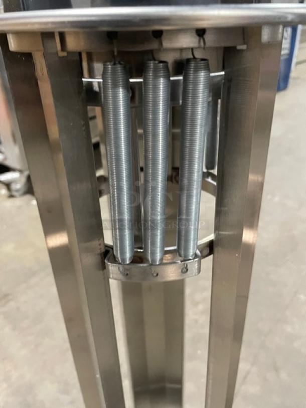 NEW! IN THE BOX! Lakeside Commercial Stainless Steel Unheated Open Drop-In Dish Lowerator/Dispenser! Accommodates Plates Up To 5"! Model: 4000! - Image 4 of 5