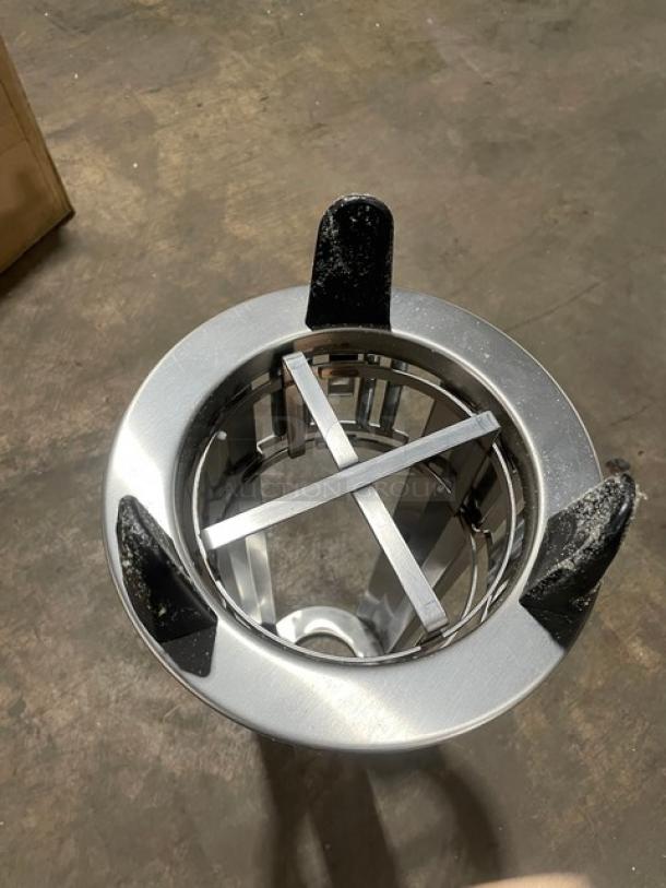 NEW! IN THE BOX! Lakeside Commercial Stainless Steel Unheated Open Drop-In Dish Lowerator/Dispenser! Accommodates 6-5/8" to 7-1/4" Plates! Model: 4007! - Image 3 of 4