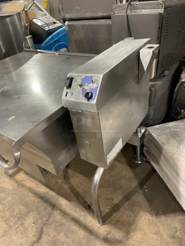 AMAZING! Cleveland Range Commercial Stainless Steel Natural Gas Powered Tilted Braising Pan/Ultra Tilt Skillet! On Legs! - Image 3 of 9
