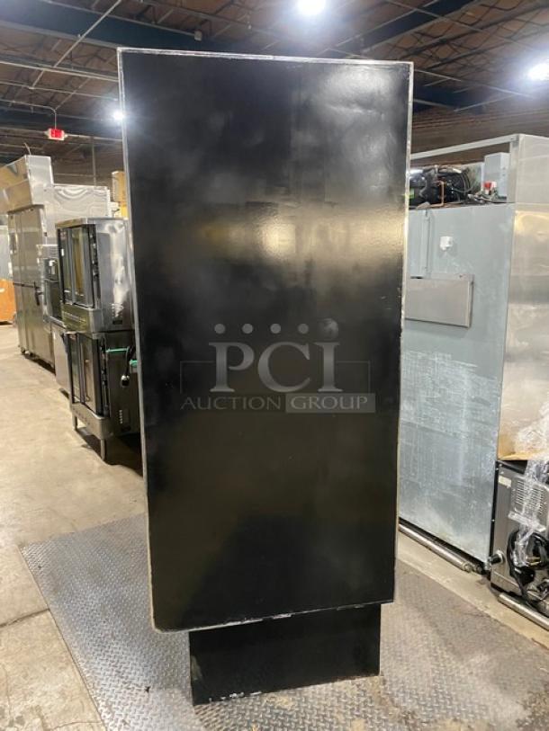 Custom Cool Commercial 4 Tier Open Grab-N-Go Refrigerated Merchandiser Display Case! With 4 Adjustable Shelves! Remote Compressor/No Compressor! - Image 3 of 6