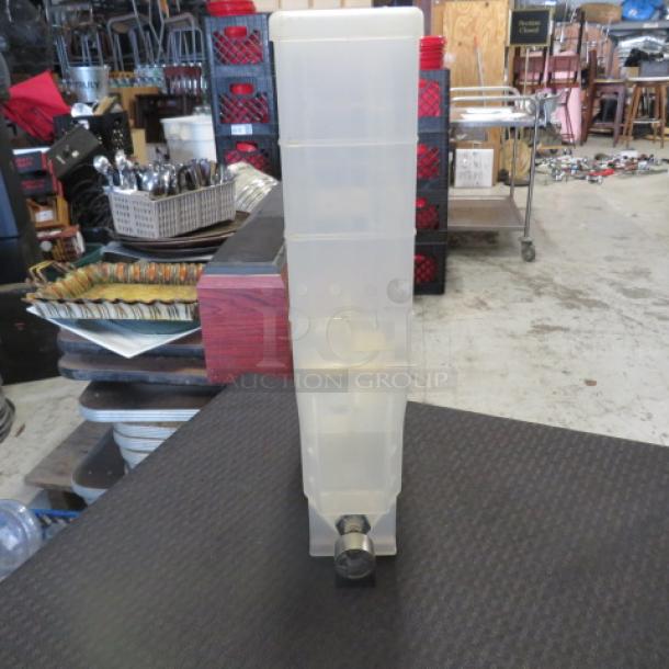 Poly Holder With Lid. 4XBID - Image 3 of 3