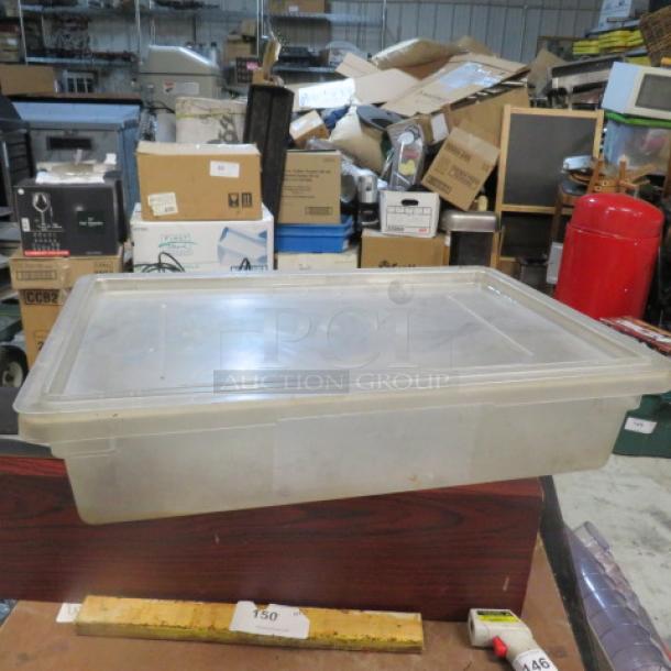 One 8.2 Gallon Food Storage Container With Lid. - Image 1 of 1