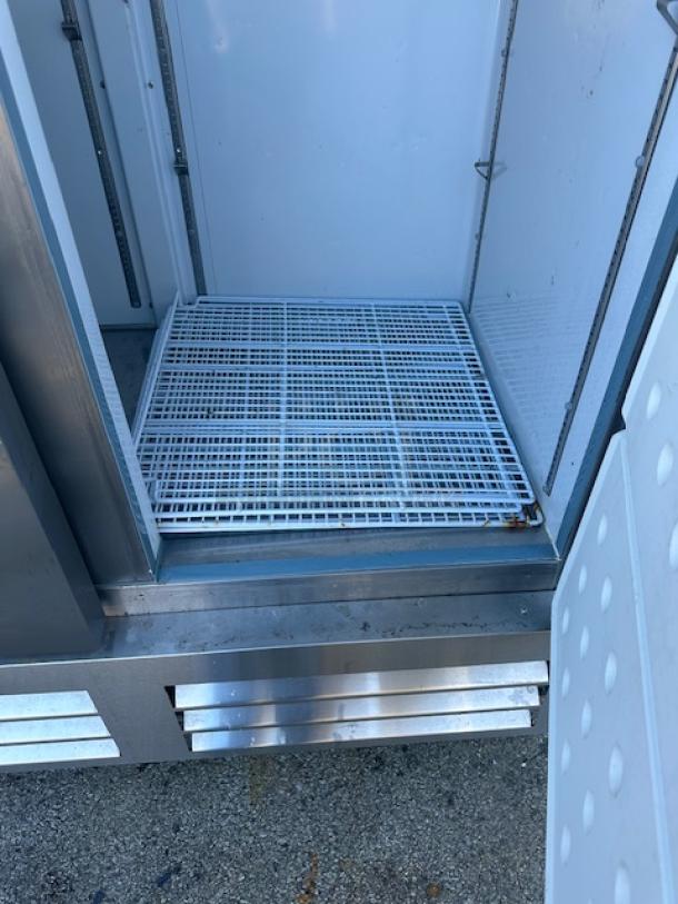One WORKING 2 Door Stainless Steel Arctic Air Freezer With 4 Racks On Casters. 115 Volt. Model# AF49EX. 53.5X33X83. $3545.00 - Image 3 of 3