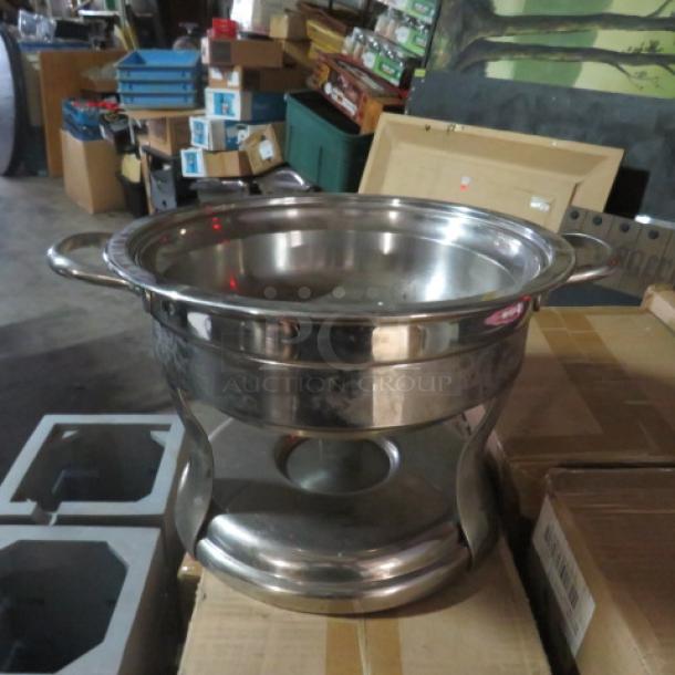 One 12 Inch Round Chafer. NO Lid. - Image 1 of 1