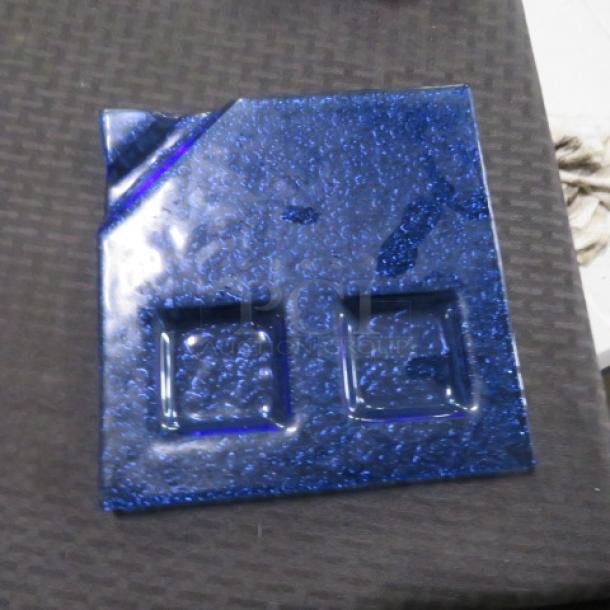 8X8 Square Blue Glass Plate. 8XBID - Image 1 of 1
