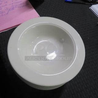 Homer Laughlin Bowl 8XBID.
