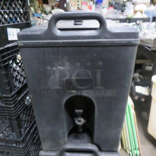 One Cambro 11.75 Gallon Insulated Portable Drink Dispenser. Model# 1000LCD.