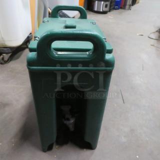 One Cambro 2.5 Gallon Insulated Portable Drink Dispenser. Model# 250LCD.