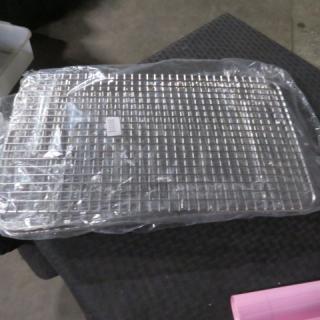 NEW 17X10 Cooling Rack. 3XBID