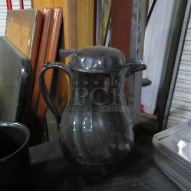 One Black Swirl Server. - Image 1 of 1