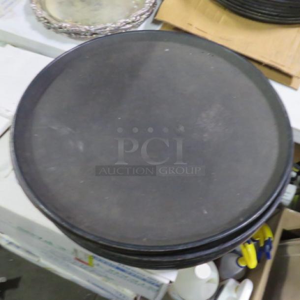 16 Inch Waitress Tray. 9XBID - Image 1 of 1