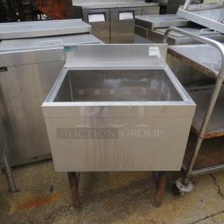 One Stainless Steel Ice Well With Back Splash. 23X20X33