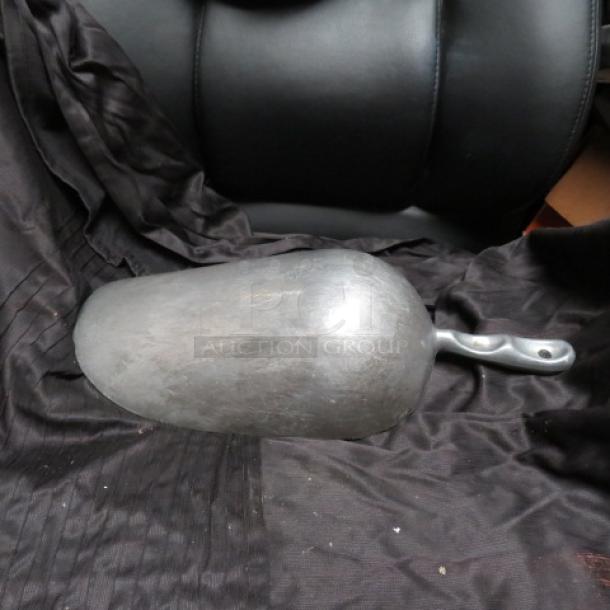85oz Ice Scoop. 2XBID - Image 1 of 1