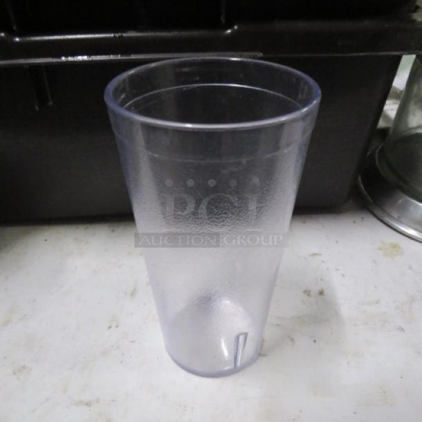 One Lot Of 25 Carlisle 20oz Clear Tumblers. - Image 1 of 1