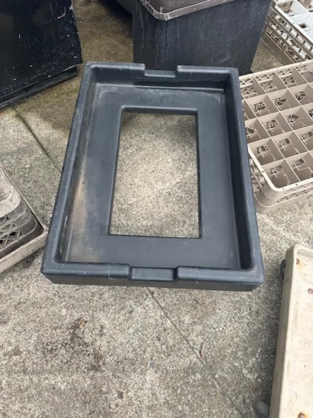 One Sheet Pan Dolly. - Image 1 of 1