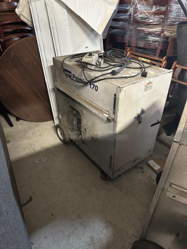 One L B White Premier 170 LP Tent Heater. 17,000BTU.30.5X22X32. $2852.94 - Image 1 of 2