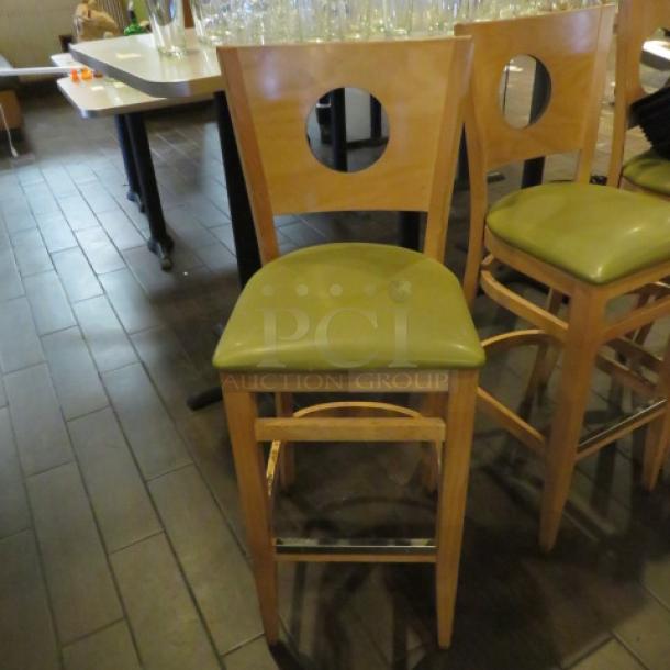 Wooden Bar Height Chair With An Green Cushioned Seat. 2XBID - Image 1 of 3
