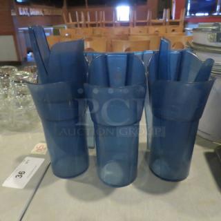 Poly Ice Scoop With Holder. 3XBID
