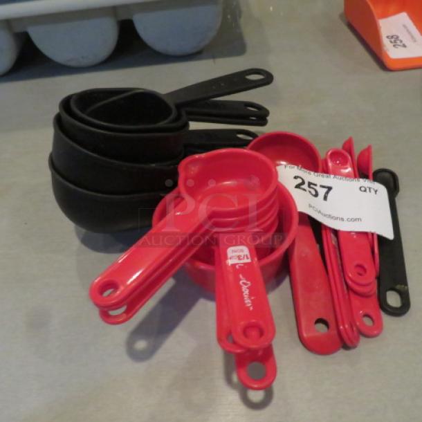 One Lot Of Assorted Measurers. - Image 1 of 1