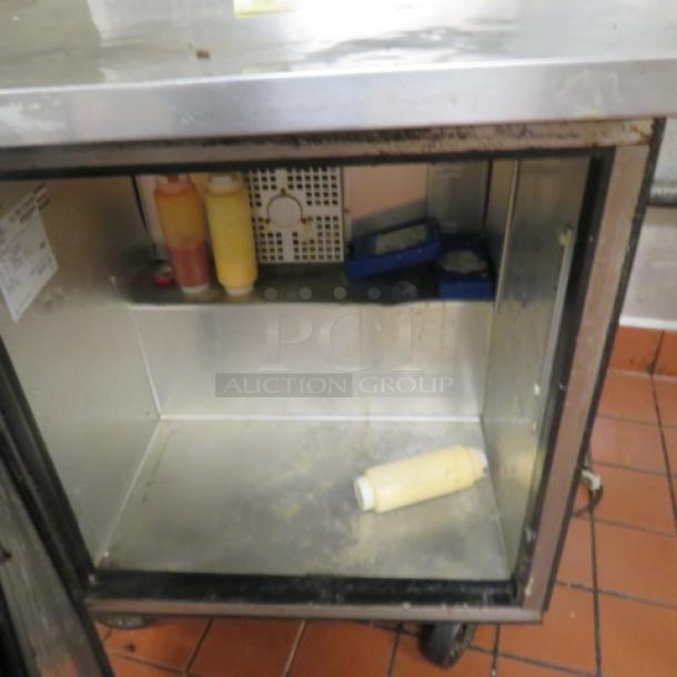 One True 1 Door Worktop Cooler On Casters. Model# TWT-27F. 115 Volt. 27.5X30X40. $2223.59 - Image 2 of 2