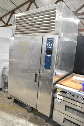 Alto Shaam QC50B-2M-ADS-HL Stainless Steel Commercial Roll In Rack QuikChiller Blast Chiller w/ Pan Rack. 208/240 Volts, 1 Phase.