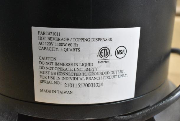 BRAND NEW SCRATCH AND DENT! Winco 21011 Benchmark 5 Qt. Hot Beverage/Topping Dispenser. 120 Volts, 1 Phase. Tested and Working! - Image 6 of 6