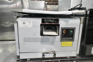 BRAND NEW SCRATCH AND DENT! Bar Maid CP-3000-D Stainless Steel Commercial Countertop Cutlery Polisher. 120 Volts, 1 Phase. Tested and Powers On But Parts Do Not Move