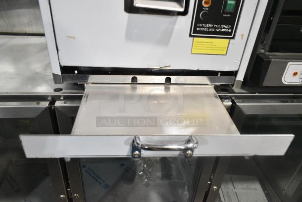 BRAND NEW SCRATCH AND DENT! Bar Maid CP-3000-D Stainless Steel Commercial Countertop Cutlery Polisher. 120 Volts, 1 Phase. Tested and Powers On But Parts Do Not Move - Image 5 of 9