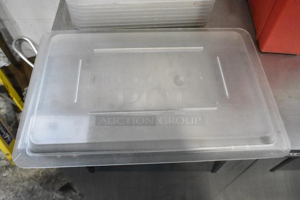 ALL ONE MONEY! Lot of 9 Carlisle Clear Poly Lids! - Image 2 of 4